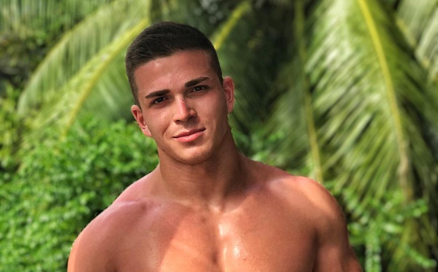 Капаклы дом 2. Капаклы лет. Капаклы лет. Капаклы лет. Капаклы лет.